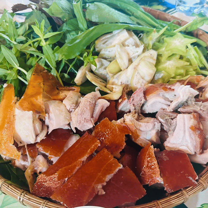 LỢN QUAY MÁC MẬT